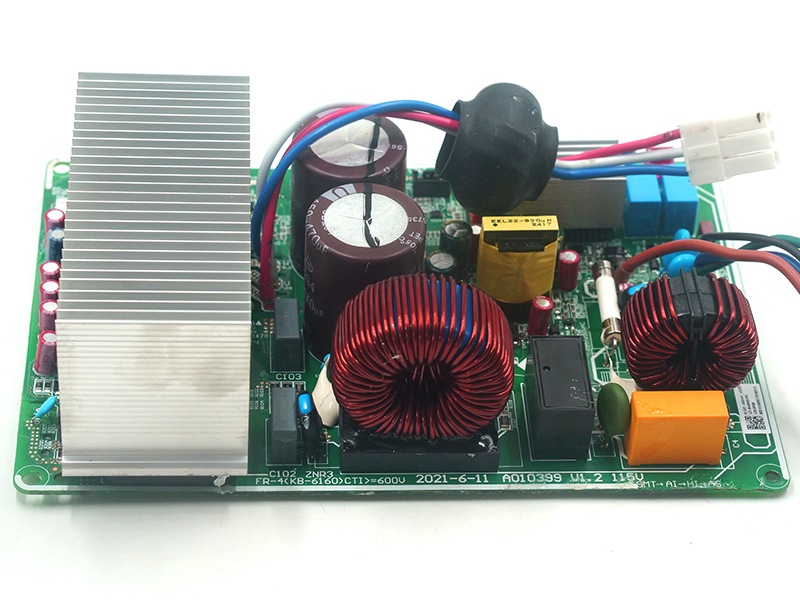TCL ilmastointilaitteen ulkoyksikön ohjauskortti FR-4(KB-6160)CTI=600V A010386