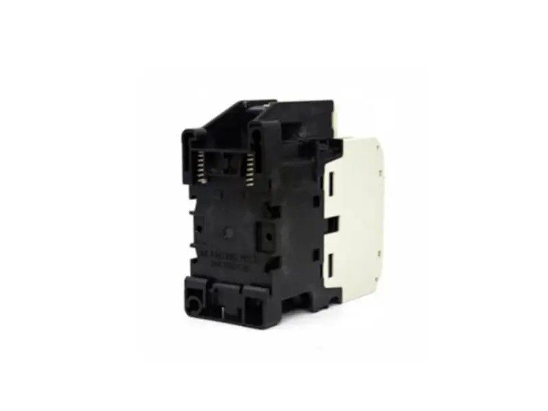 Mitsubishi S-T12 magneettikytkin