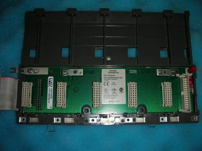 Modicon TSX Compact DTA 201/ AS-HDTA-201 DTA201 DTA201