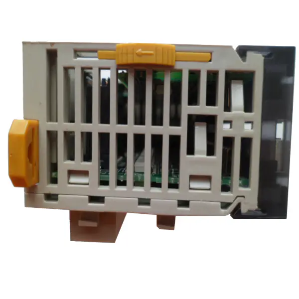 Omronin ohjain CP1W-CIF12-V1 CP1WCIF12V1 CP1WCIF12V1