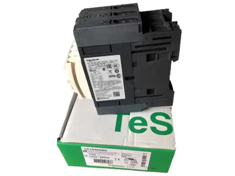 uusi ja alkuperäinen LC1D40ABD 40A 24VDC 3P Schneider DC magneettikytkin 40A 24VDC 3P Schneider DC magneettikytkin