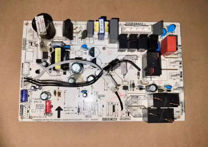 Midea ilmastointikoneen kaapin koneenohjauslevy KFR-51L/BP2DN1Y-ZA300 Circuit PCB 17122200001799