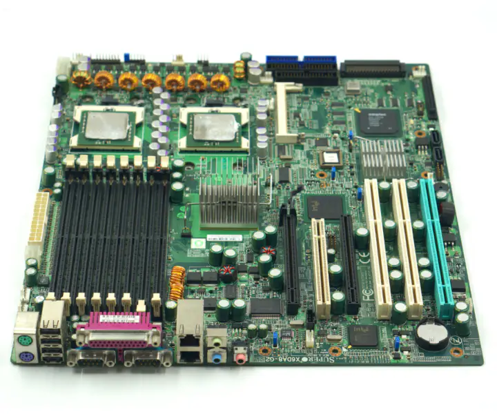 SUPER työasemalevy SUPER X6DA8-G2 REV 3.00 dual xeon 604 socket ja scsi 68 pin raid-liitäntä teollisuusemolevyllä