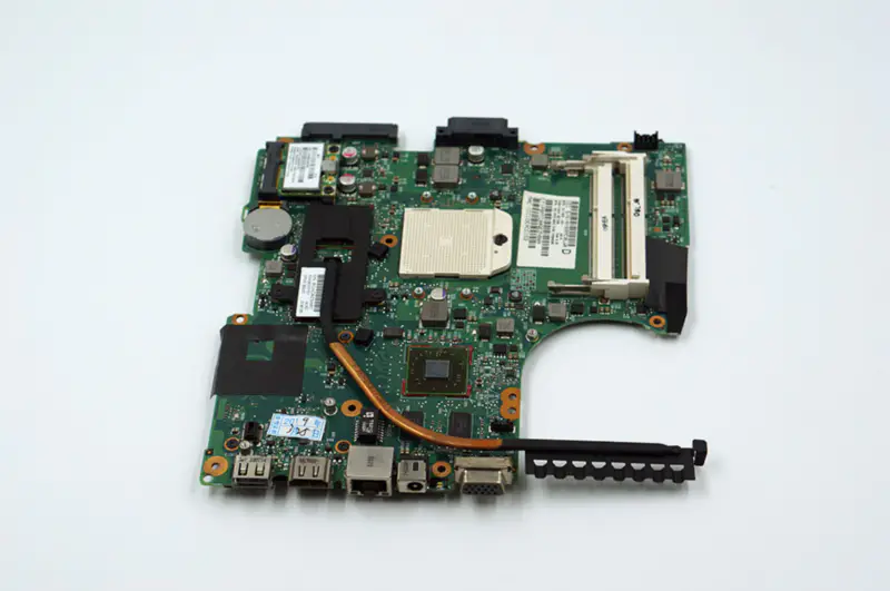 HP 611802-001 325 425 625 625 -emolevy