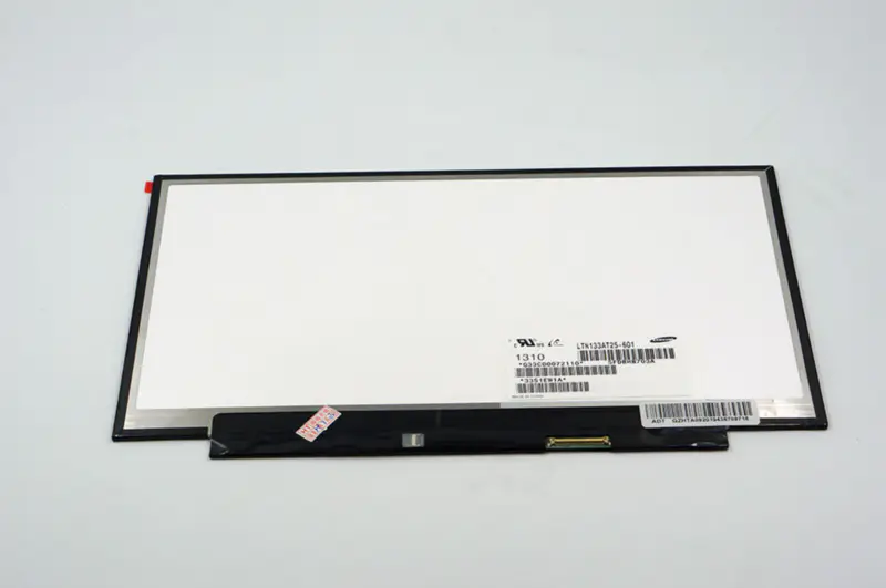 13,3 tuuman LCD-näyttö LTN133AT25 LTN133AT25-501 601 LTN133AT25-T01 Toshiba R700 Z835 Z830 Z930 Z935 LED LCD-näyttöön Toshiba R700 Z835 Z830 Z930 Z935