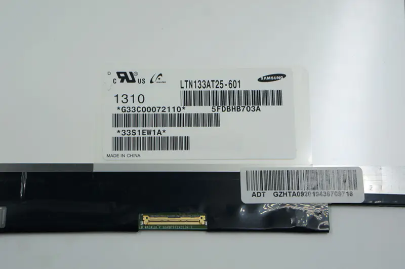 13,3 tuuman LCD-näyttö LTN133AT25 LTN133AT25-501 601 LTN133AT25-T01 Toshiba R700 Z835 Z830 Z930 Z935 LED LCD-näyttöön Toshiba R700 Z835 Z830 Z930 Z935