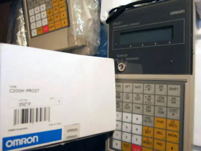 Omron C200H-PRO27 PLC-moduuli
