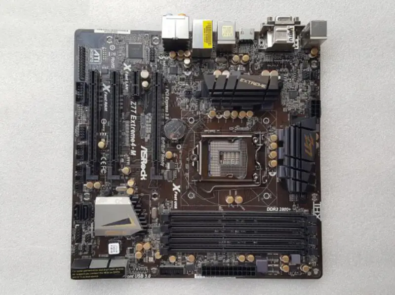 ASROCK Z77 Extreme4-M Intel LGA 1155 DDR3 Z77 MATX -emolevy ASROCK Z77 Extreme4-M Intel LGA 1155 DDR3 Z77 MATX -emolevy