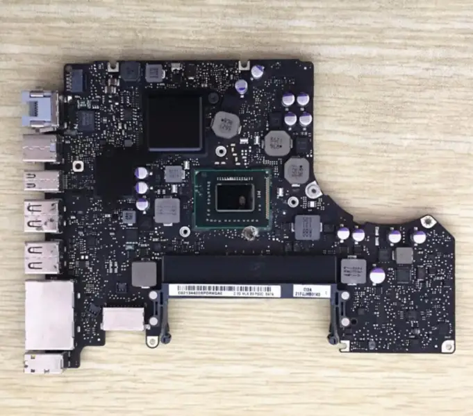 MacBook Pro 13" A1278 820-2936-A/B Emolevy MC700 MD313 MD314 MC724 MC700 MD313 MD314 MC724