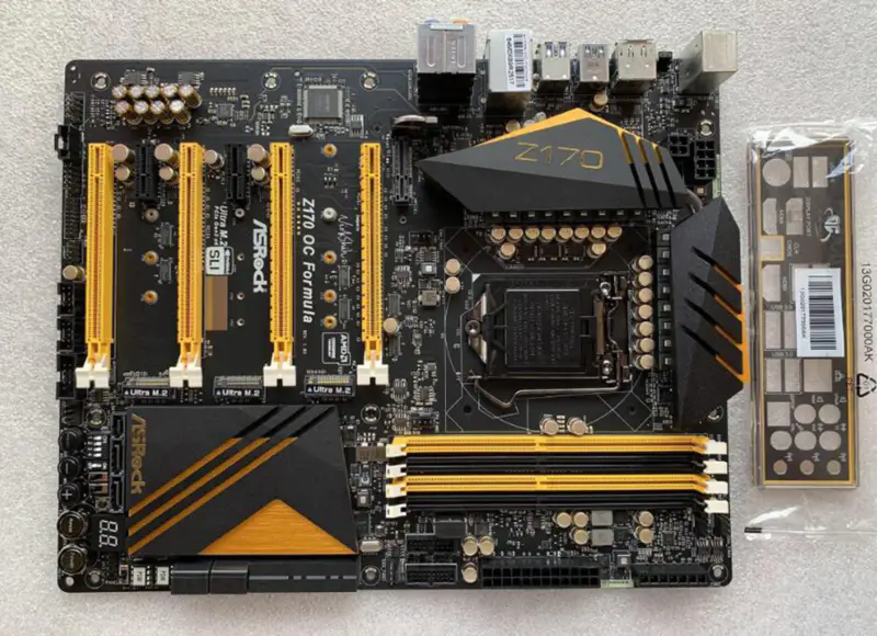 ASRock Z170 OC Formula -emolevy LGA1151 DDR4 ASRock Z170 OC Formula -emolevy LGA1151 DDR4