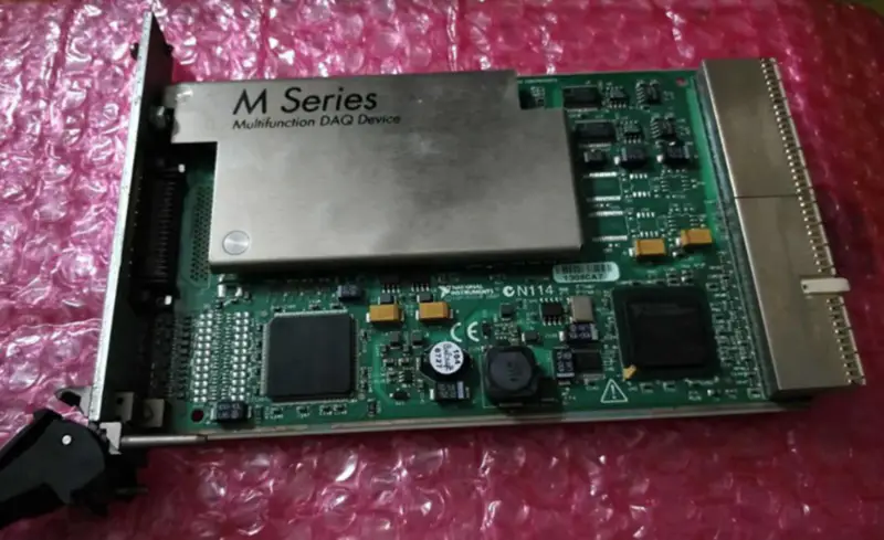 NI PXI-6251 PXI-suurnopeus-DAQ-kortti