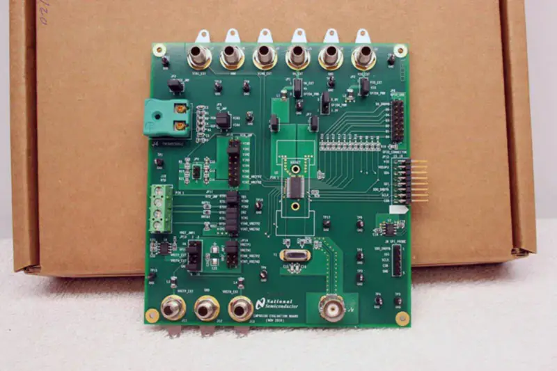 Kansallinen puolijohde Texas Instruments LMP90100EB