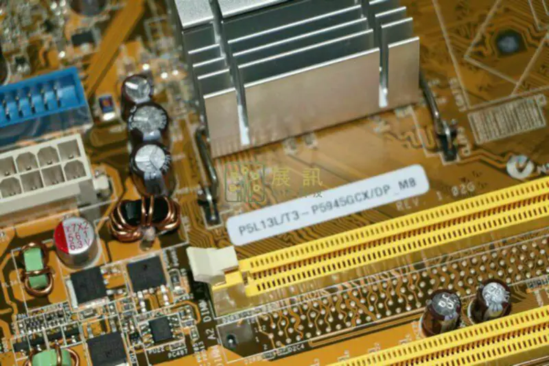 Asus T3-P5945GCX -emolevy