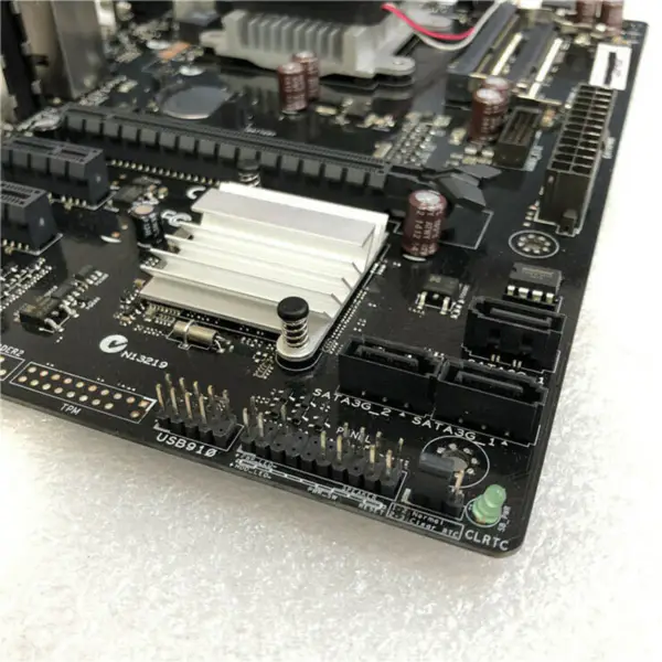 Asus VM40BM32ALDP-MB -emolevy