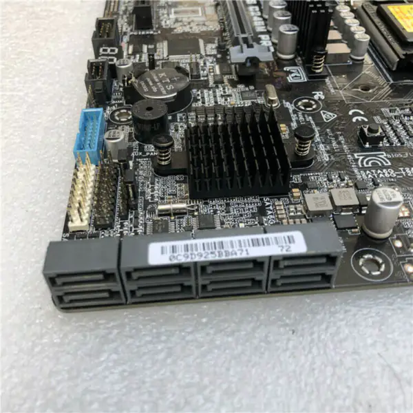 Asus WSC246MPRO -emolevy
