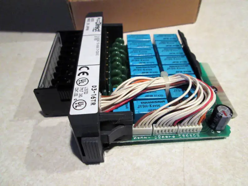 KOYO D3-16TR -moduuli