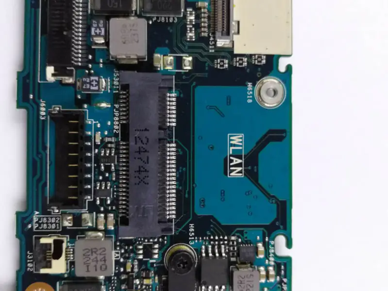 Asus 60-NKOMB1F04-B02 ATX-emolevy