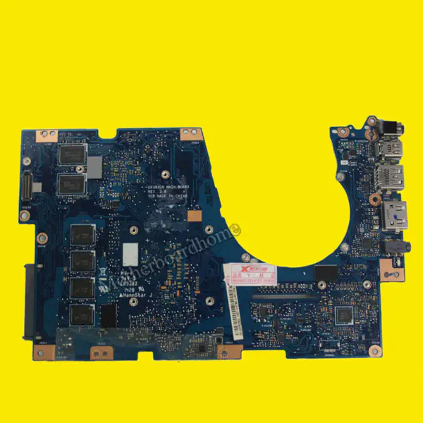 Asus 60NB04R0-MB9000 ATX-emolevy