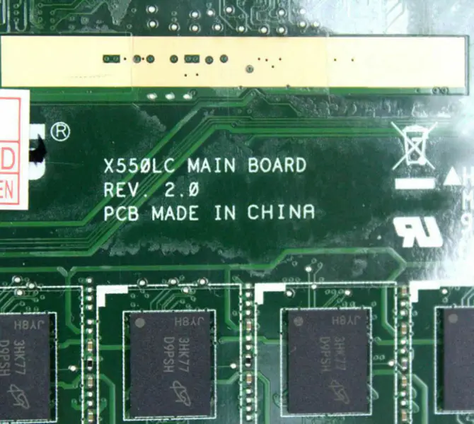 Asus 60NB02H0-MBI100 ATX-emolevy