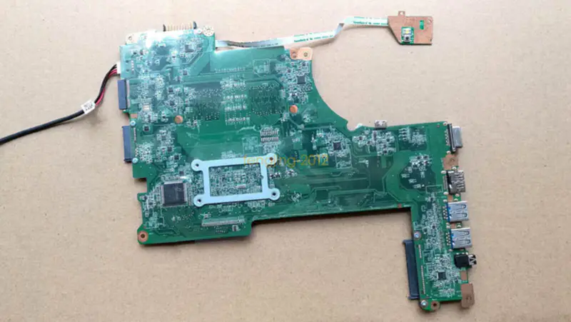 Toshiba A000301100 -emolevy