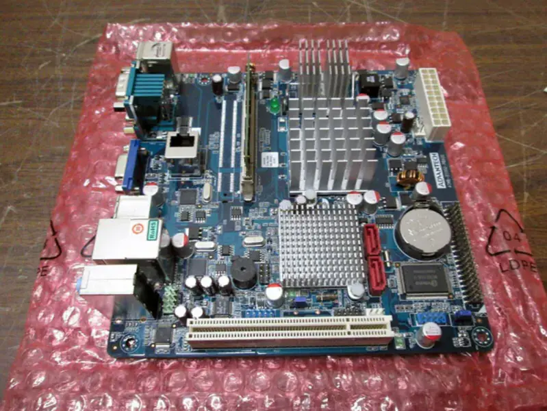 Advantech AIMB-210G2 AIMB-210G2-PBA2E AIMB-210G2-PBA2E