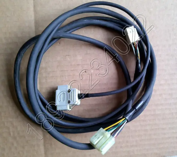 NSK JAE DA-C1-J10 liitin 2M 2M