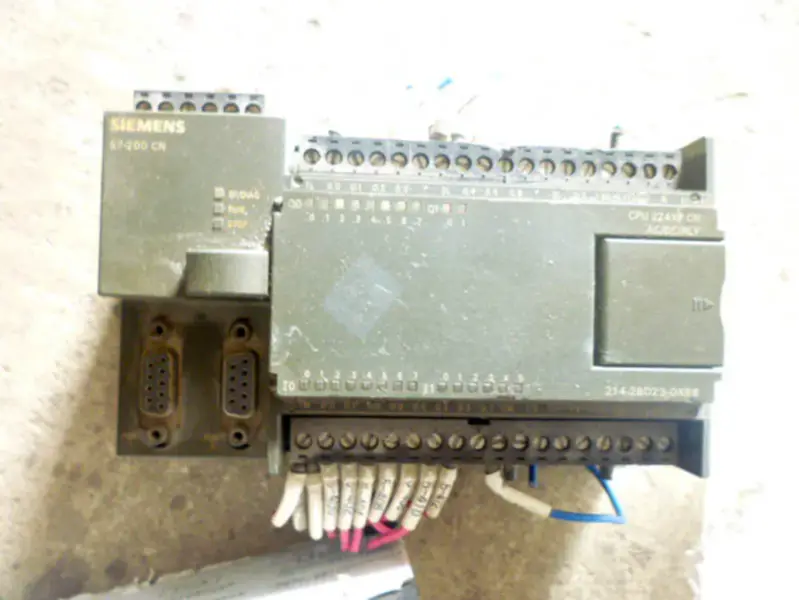 Siemensin PLC CPU224XP 6ES7 214-2AD23-0XB8