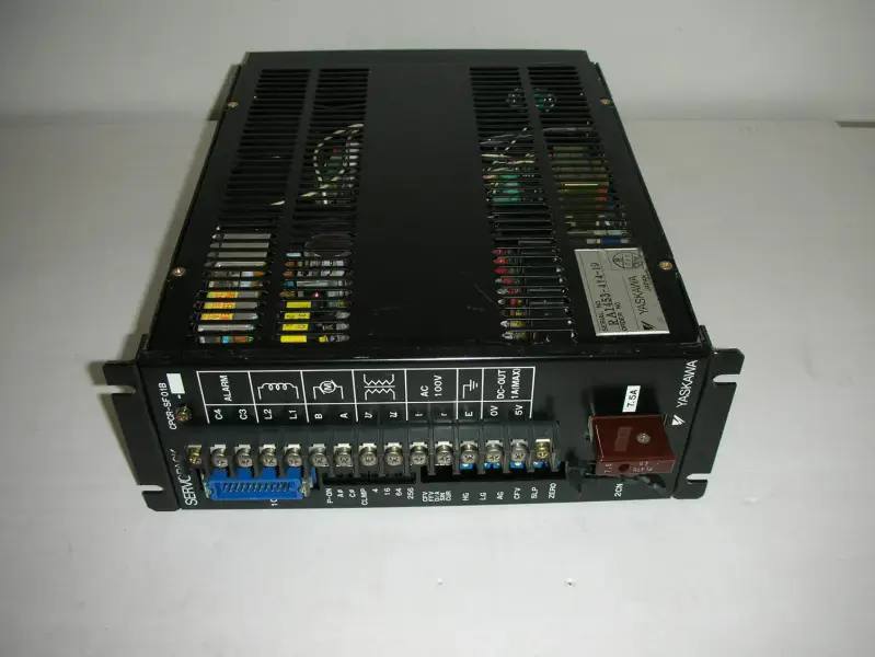 Yaskawa CPCR-SF01B CPCRSF01B Servopack CPCR-SF01B Servopack