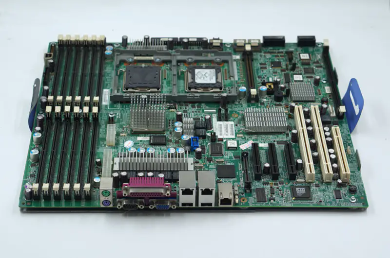 IBM 44R5619 -palvelimen emolevy X3400 X3500 LGA771 -järjestelmäpiirilevyä varten