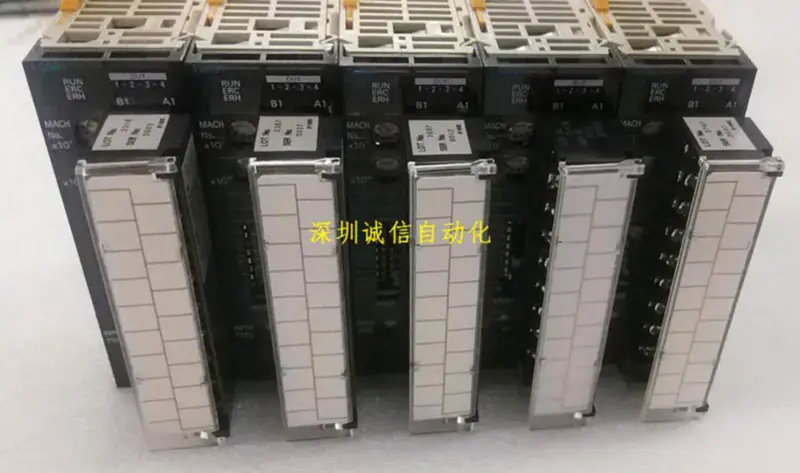 OMRON PLC CJ-sarja CJ1W-TC001
