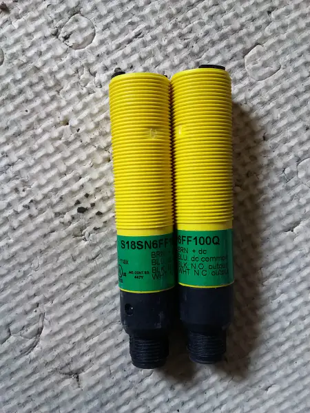 BANNERI S18SN6FF100Q