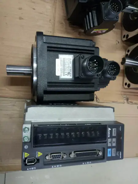 Delta ECMA-E21315RS ASD-B2-1521-B ASD-B2-1521-B