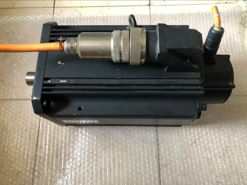 Rexroth MKD112B-024-KG1-AN R911278339 R911278339