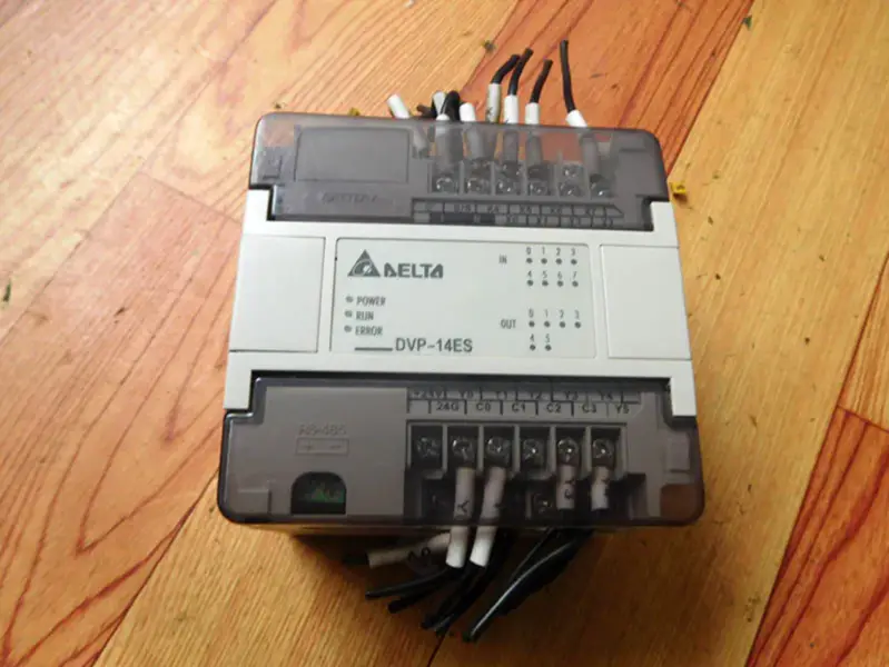 Delta DVP14ES00T2 PLC
