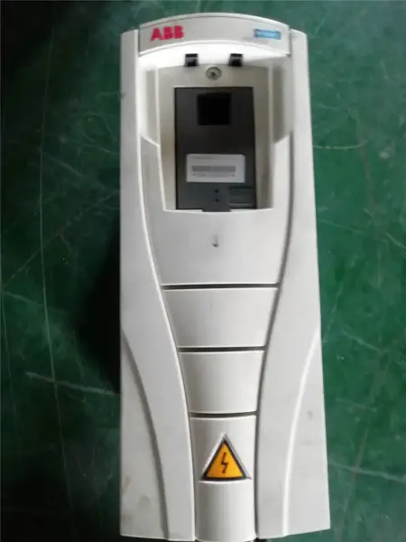 ACH550-01-05A4-4 ABB 2,2 kw 2,2 kw.