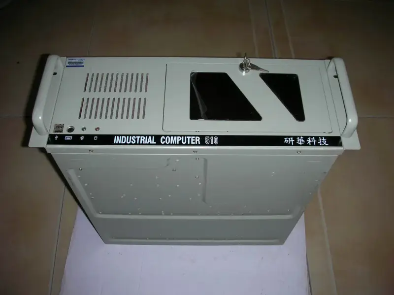 ADVANTECH IPC-510/TEOLLISUUSTIETOKONE 510