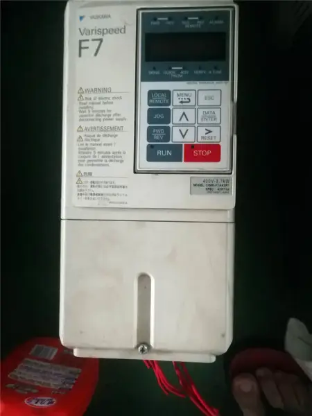 YASKAWA CIMR-F7A43P7 Invertteri