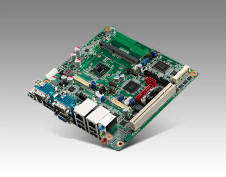 Advantech In-tel Atom D2550 Mini-ITX, jossa on CRT/2LVDS, 6COM ja kaksi LAN-porttia.