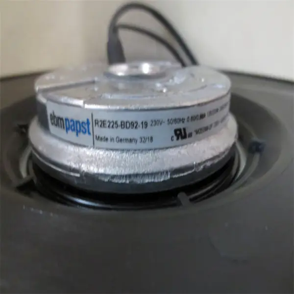 Alkuperäinen ebmpapst R2E225-BD92-19 225mm 230V 200W IP44 kuulalaakeroitu invertteri keskipakoistuuletin