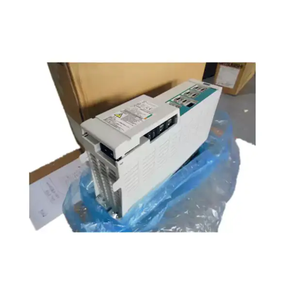 Alkuperäinen uusi MDS-CH-V2-2010 MDSCHV22010 AC SERVO DRIVE