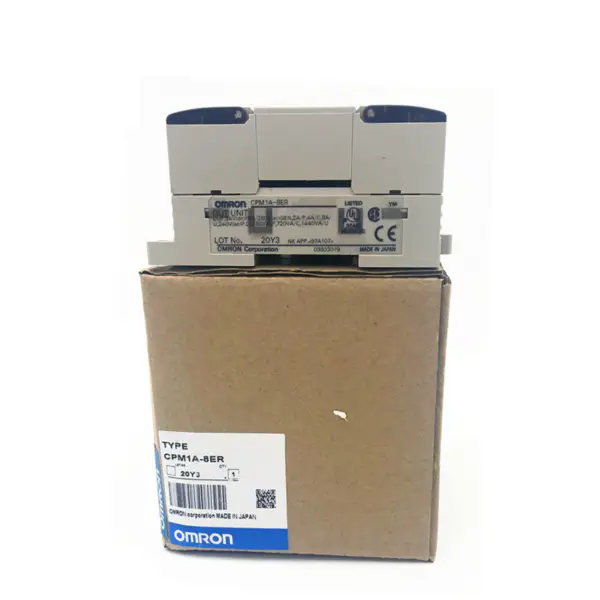 Omron CPM1A-8ER PLC-moduuli