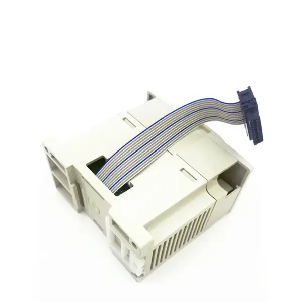Kuuma myynti Mitsubishi FX2N-sarjan PLC FX2N 2DA Analoginen lähtömoduuli FX2N-2DA