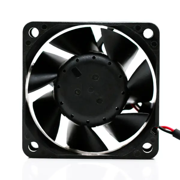 Delta AFB0612SH elektroniikka DC 12V 0.32A 3.84A kuulalaakeroitu 6000RPM jäähdytystuuletin