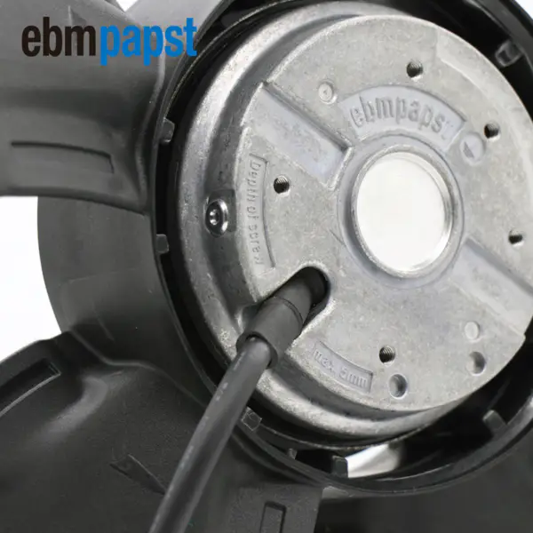 Ebmpapst A4E300-AS72-53 tuuletin