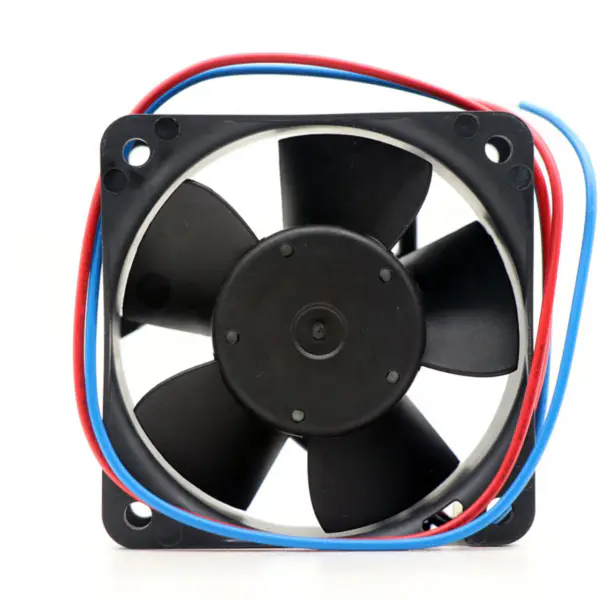 Koko 60 x 60 x 25mm 12 V DC Ilmavirta 21m3/ h 2500rpm 612NLE Ebmpapst jäähdytyspuhallin