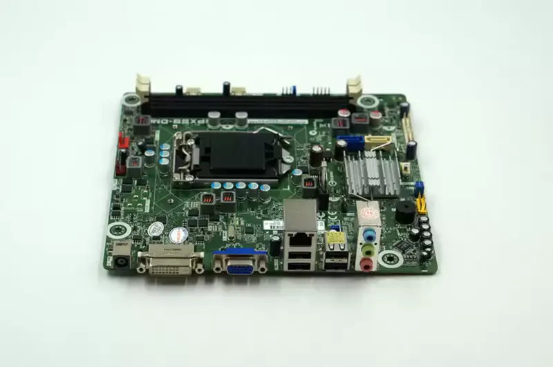 HP:n emolevy 699340-001 700239-001 IPXSB-DM