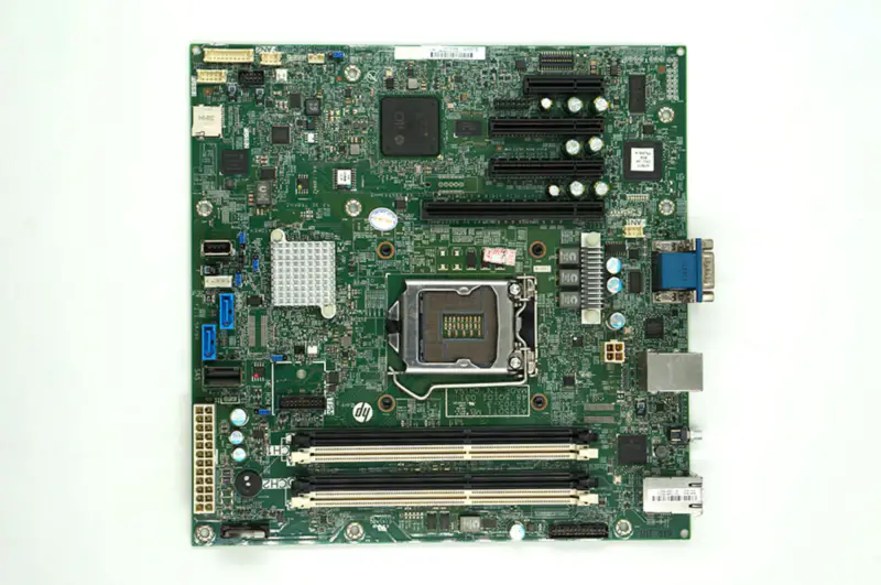 HP ML310E GEN8 V2 715910-002 715910-001 726766-001 Palvelimen emolevy HP ML310E GEN8 V2 715910-002 715910-001 726766-001 Palvelimen emolevy