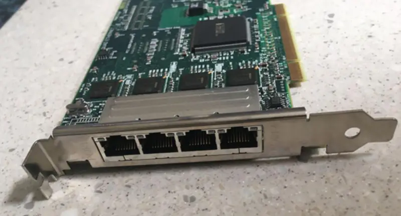 Radisys 97-9031-02 Neliöporttinen PCI Ethernet -palvelinverkkosovitin