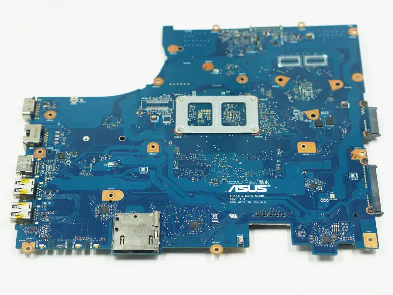 Asus PU551LA-emolevy integroidulla näytönohjaimella varustettuna