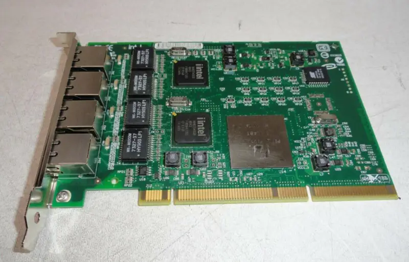 Intel PRO/1000 GT neliporttinen palvelinsovitin PWLA8494GT 82546GB